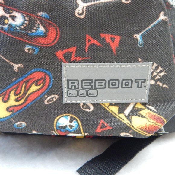 REBOOT Shred Black Unisex Backpack Skulls and Flames 2 Zipper Pockets - Picture 3 of 7